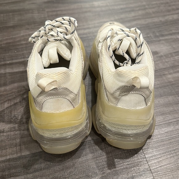 Great condition BALENCIAGA sneakers for sale!!! Too small for me! - Picture 3 of 4